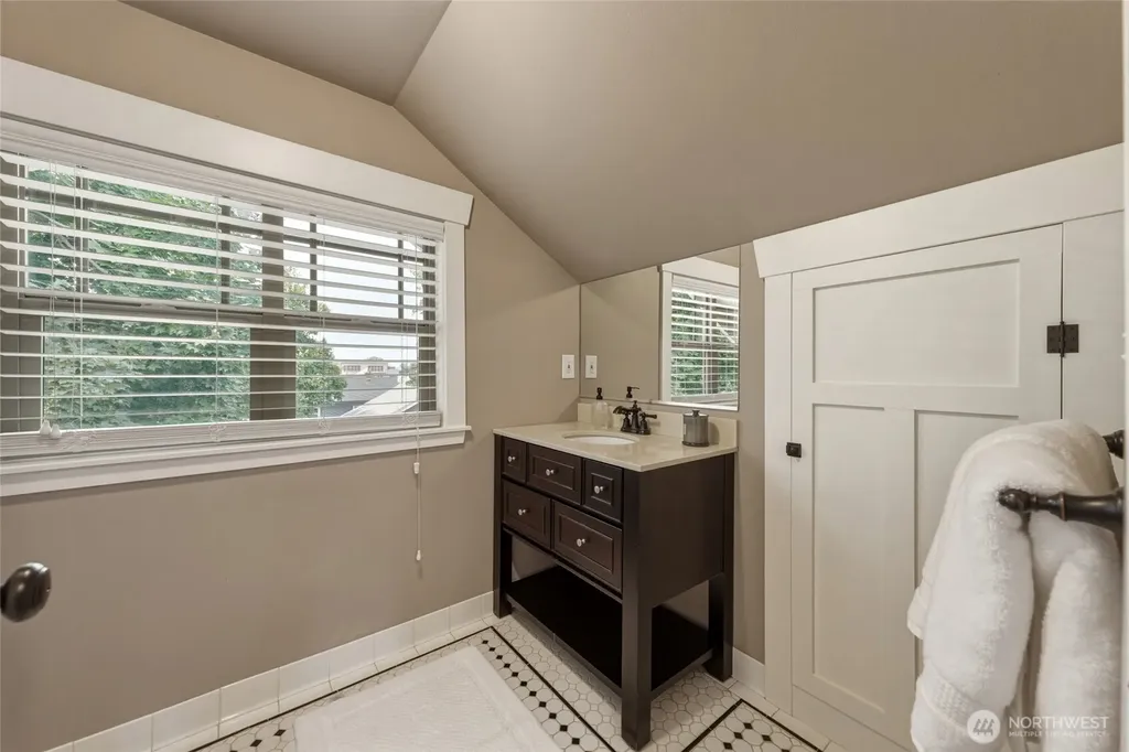 616 S 2nd Avenue Walla Walla WA 99362