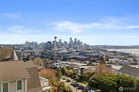 604 W Kinnear Place Seattle WA 98119