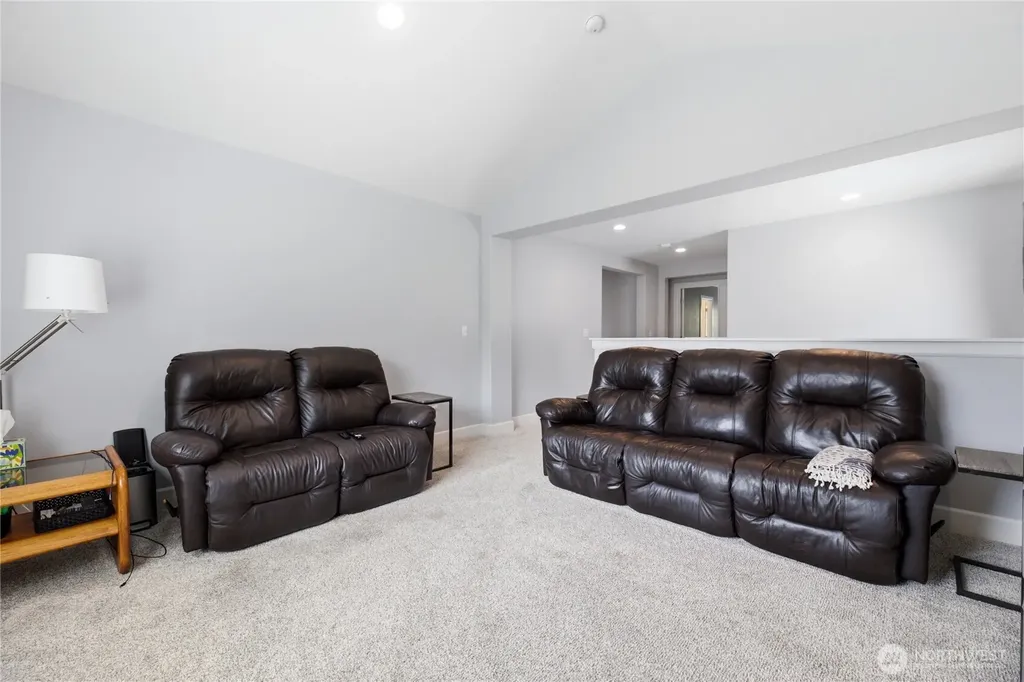 19221 134th Street E Bonney Lake WA 98391
