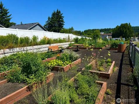 5212 E M Street Tacoma WA 98404