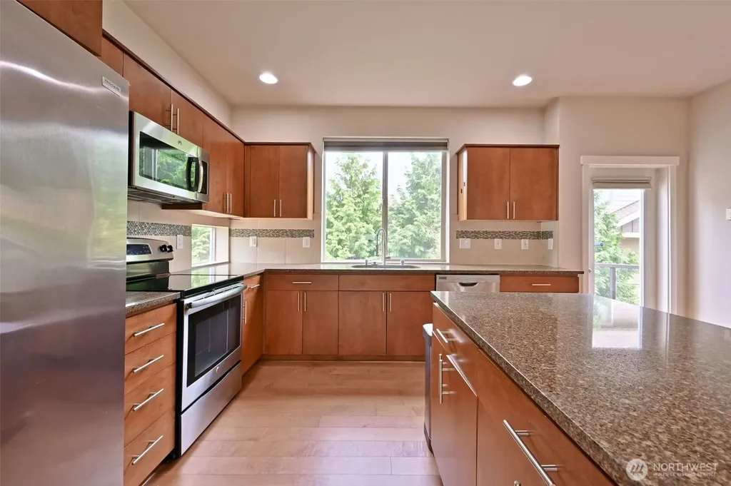 348 Chelan Avenue NE Renton WA 98059