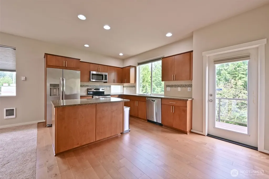 348 Chelan Avenue NE Renton WA 98059
