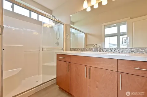 348 Chelan Avenue NE Renton WA 98059