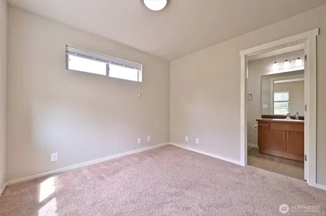 348 Chelan Avenue NE Renton WA 98059