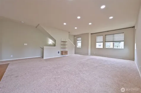 348 Chelan Avenue NE Renton WA 98059