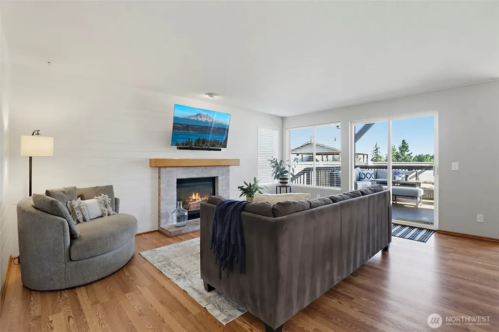 3045 Carbon Ridge Street Enumclaw WA 98022