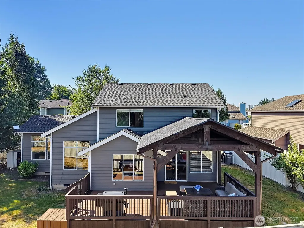 3045 Carbon Ridge Street Enumclaw WA 98022
