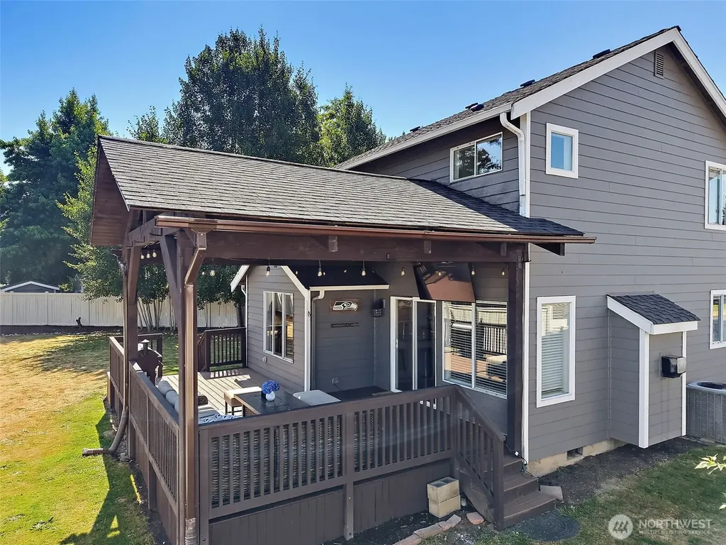 3045 Carbon Ridge Street Enumclaw WA 98022
