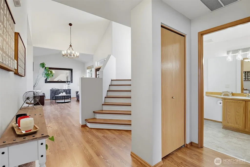 3045 Carbon Ridge Street Enumclaw WA 98022
