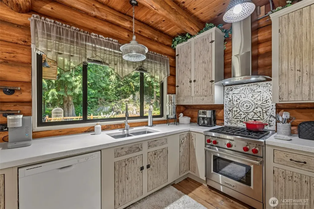 7315 Hideaway Lane Concrete WA 98237