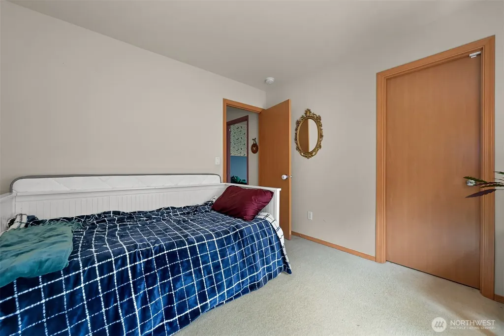 4663 Glacier Street Mount Vernon WA 98273