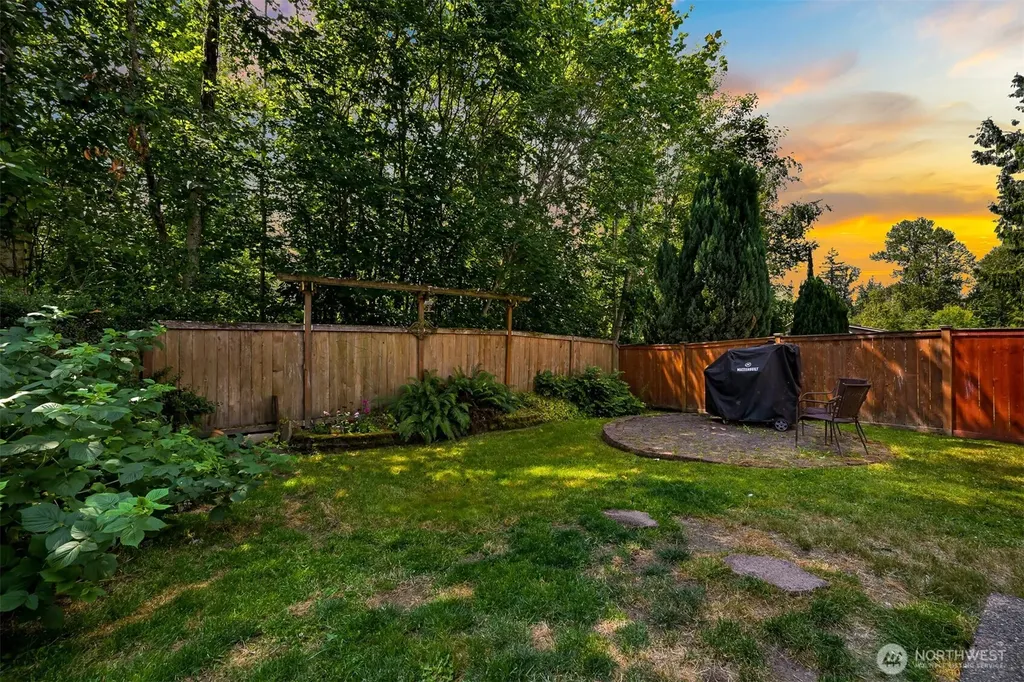 4663 Glacier Street Mount Vernon WA 98273