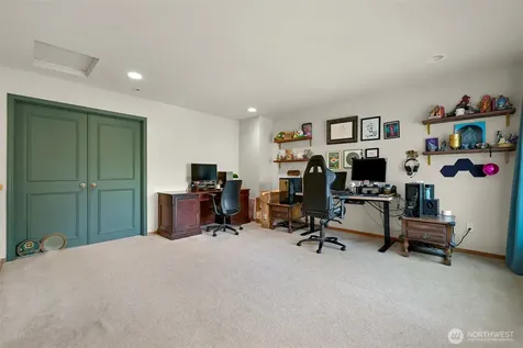 4663 Glacier Street Mount Vernon WA 98273