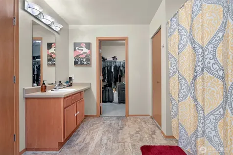4663 Glacier Street Mount Vernon WA 98273