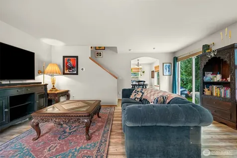 4663 Glacier Street Mount Vernon WA 98273