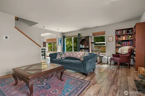 4663 Glacier Street Mount Vernon WA 98273