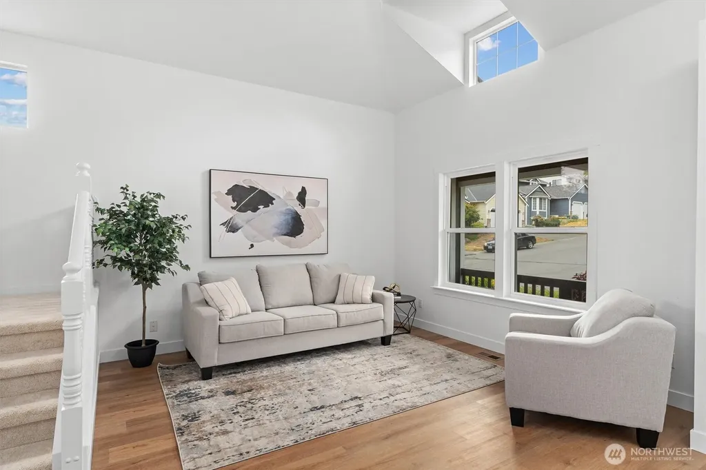 18515 147th Court SE Renton WA 98058
