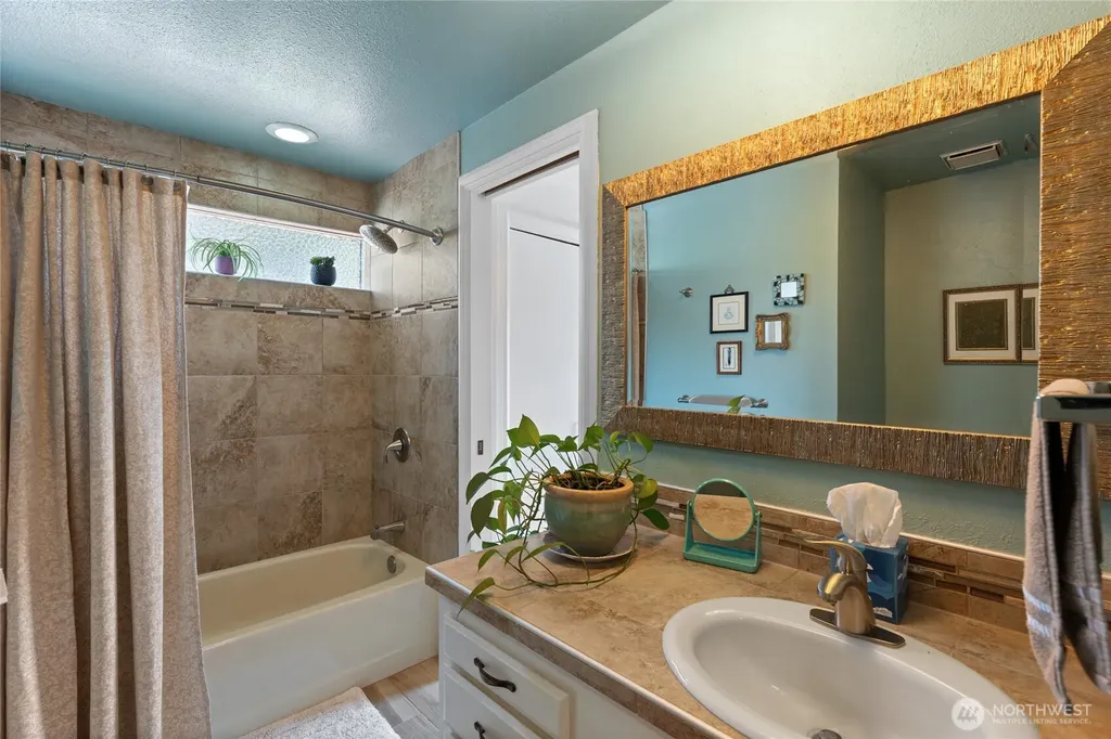 1635 9th Avenue SW Olympia WA 98502