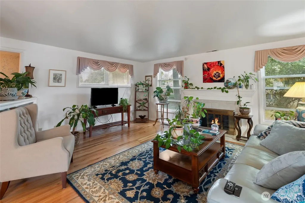 1635 9th Avenue SW Olympia WA 98502