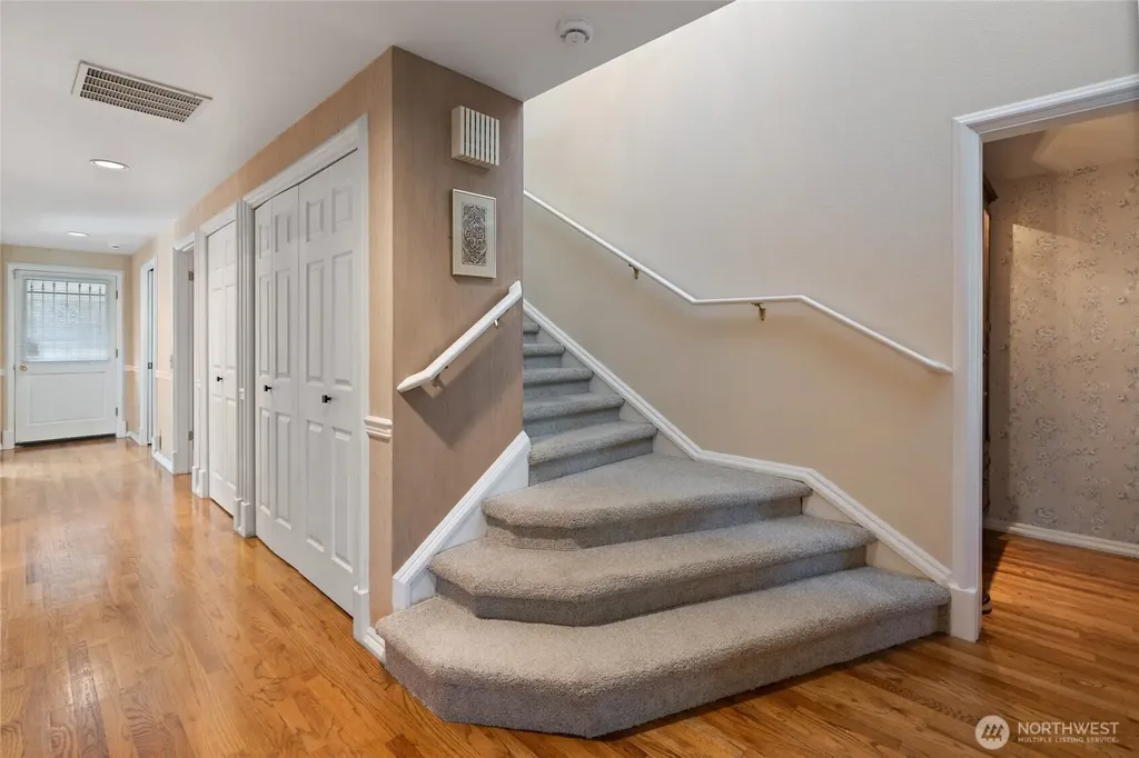 1635 9th Avenue SW Olympia WA 98502