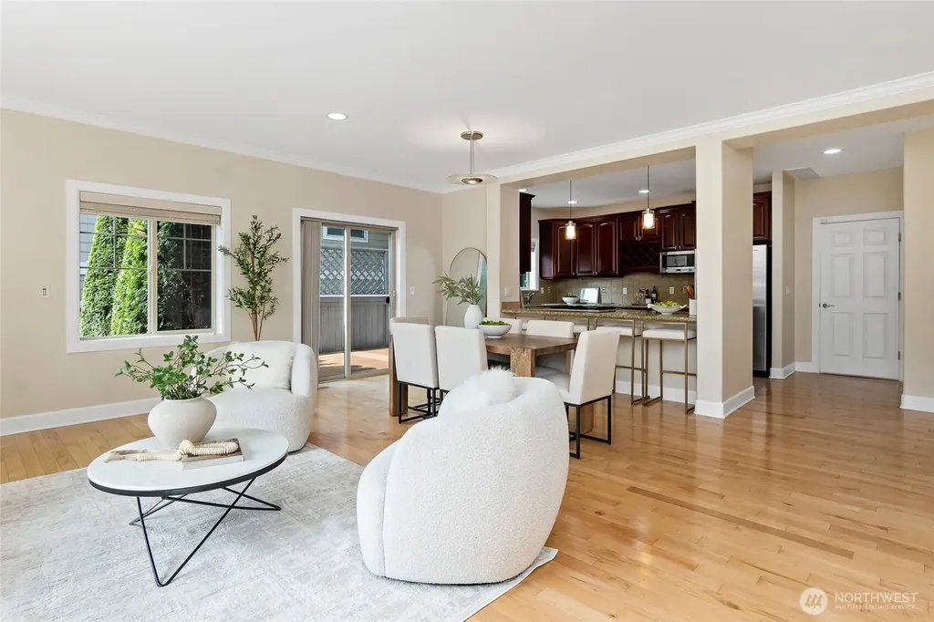 9541 Slater Avenue NE Kirkland WA 98033
