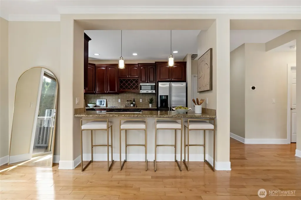 9541 Slater Avenue NE Kirkland WA 98033