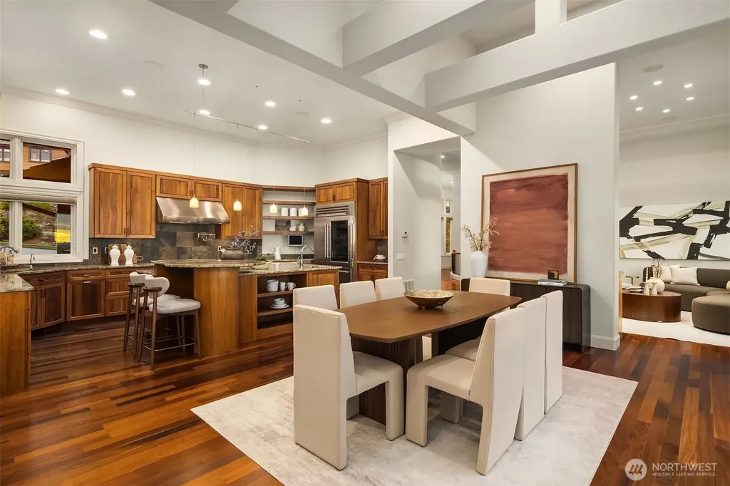 3052 NE Harrison Street Issaquah WA 98029