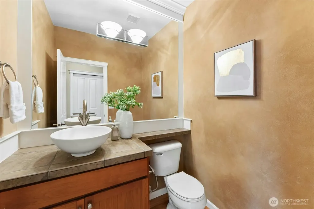 3127 NE Magnolia Street Issaquah WA 98029