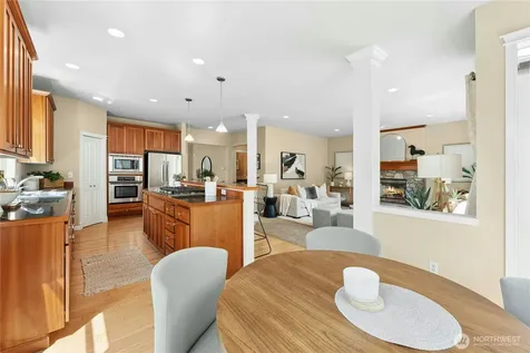 3127 NE Magnolia Street Issaquah WA 98029