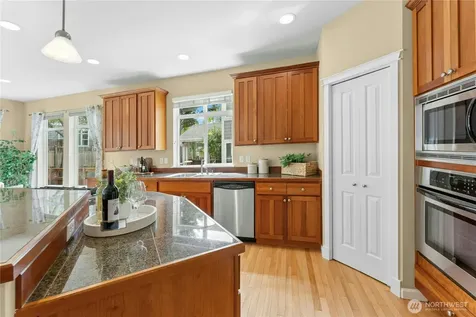 3127 NE Magnolia Street Issaquah WA 98029