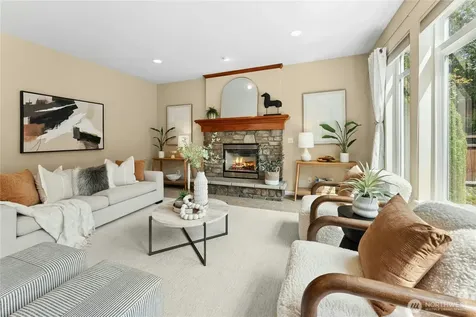 3127 NE Magnolia Street Issaquah WA 98029