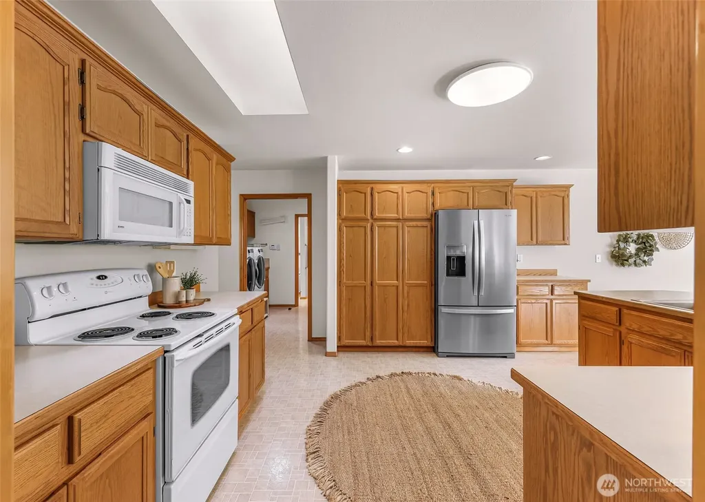 4705 Desmond Street Bellingham WA 98229