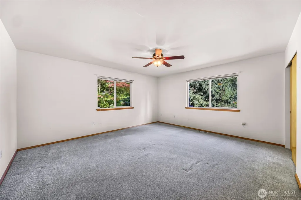4705 Desmond Street Bellingham WA 98229