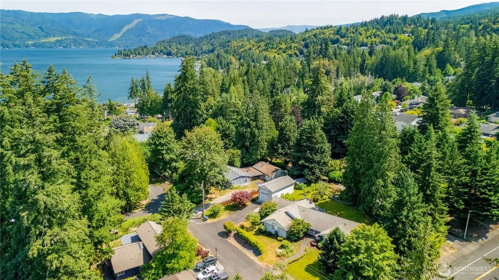 4705 Desmond Street Bellingham WA 98229