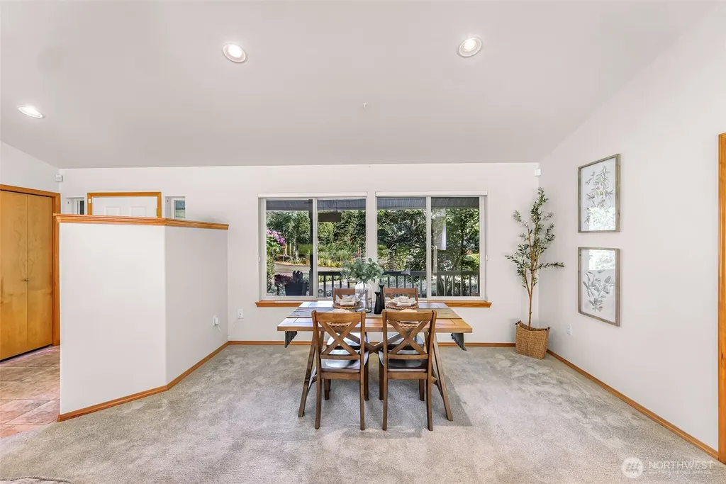 4705 Desmond Street Bellingham WA 98229