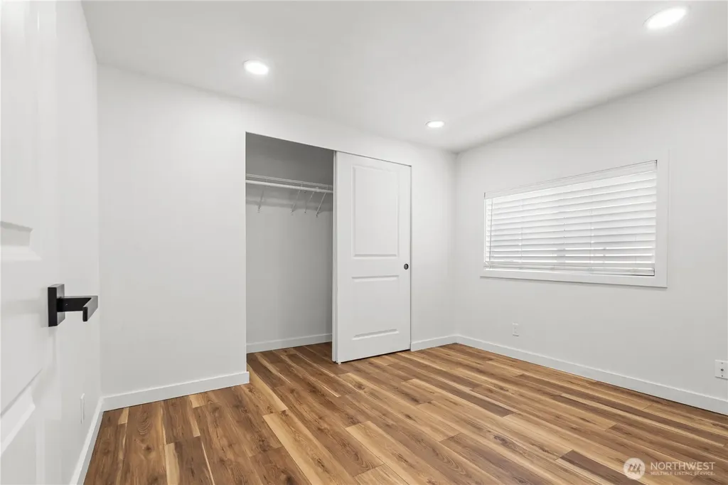 31108 3rd Avenue Black Diamond WA 98010