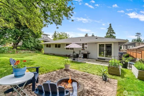 4303 225th Street SW Mountlake Terrace WA 98043