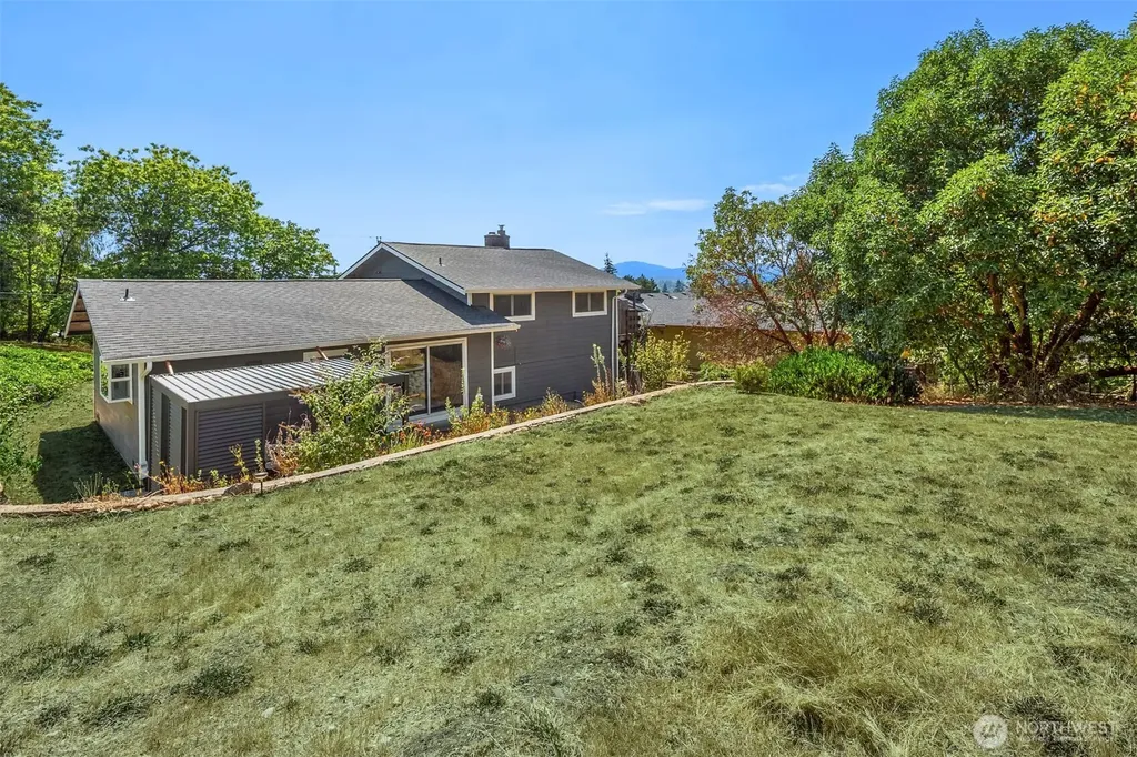 920 Callahan Drive Bremerton WA 98310