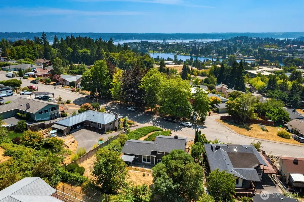 920 Callahan Drive Bremerton WA 98310