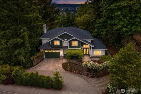 13128 SE Newport Way Bellevue WA 98006