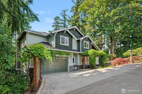 13128 SE Newport Way Bellevue WA 98006