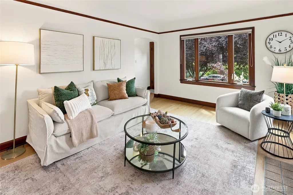 7754 Jones Avenue NW Seattle WA 98117