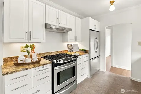 7754 Jones Avenue NW Seattle WA 98117