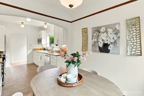 7754 Jones Avenue NW Seattle WA 98117