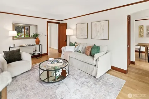 7754 Jones Avenue NW Seattle WA 98117