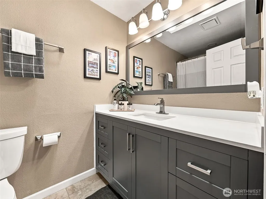 13711 SE 199th Place Renton WA 98058