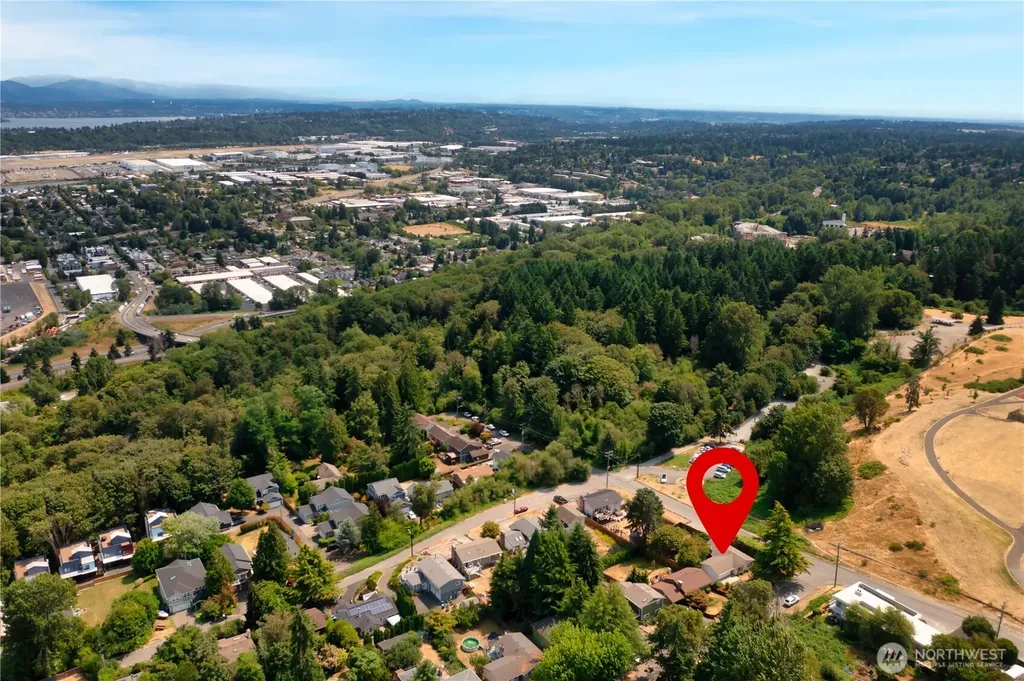 8456 6th Avenue SW Seattle WA 98106