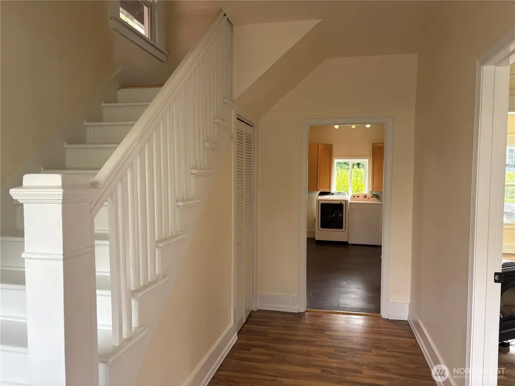 1728 18th Avenue Seattle WA 98122