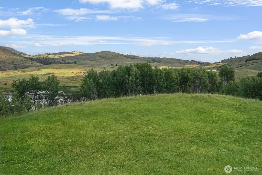 0 Hidden Hills Lane Tonasket WA 98855