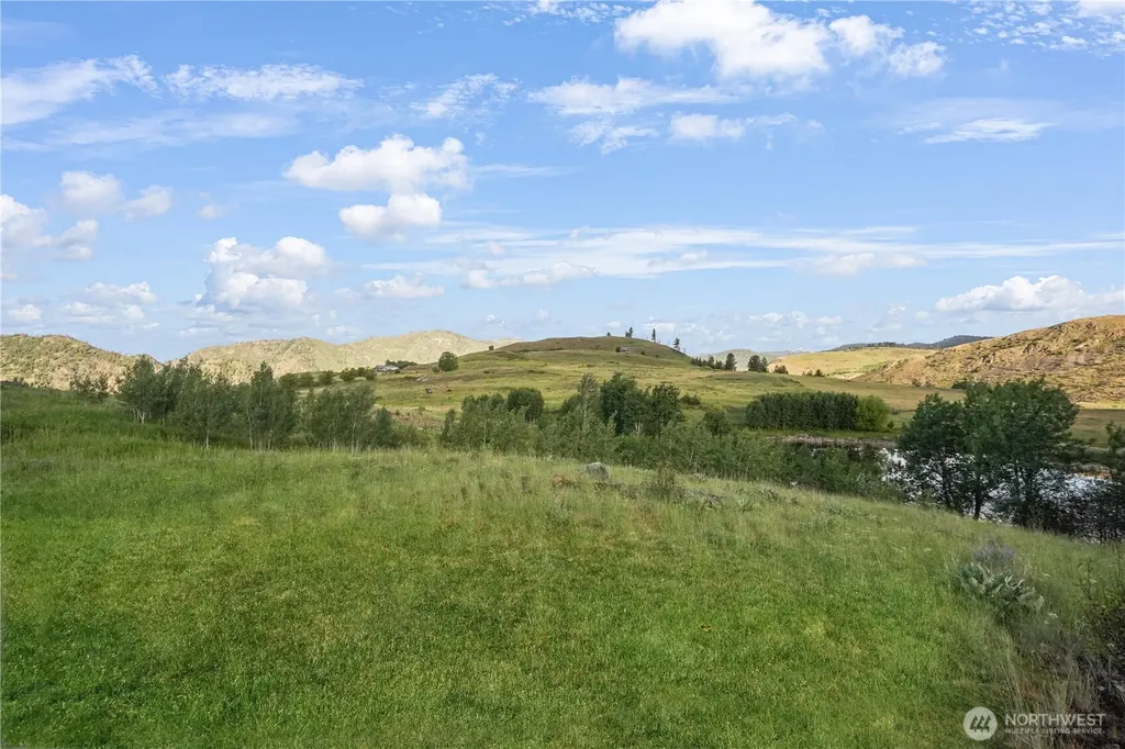 0 Hidden Hills Lane Tonasket WA 98855